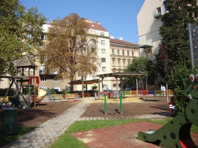 Sunny Apartment Відень Екстер'єр фото