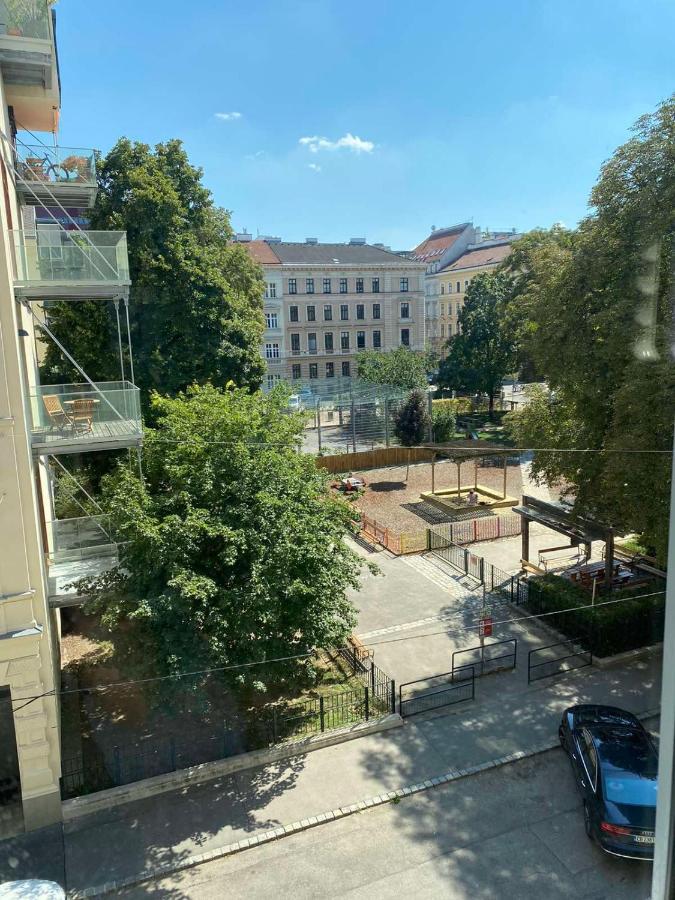 Sunny Apartment Відень Екстер'єр фото